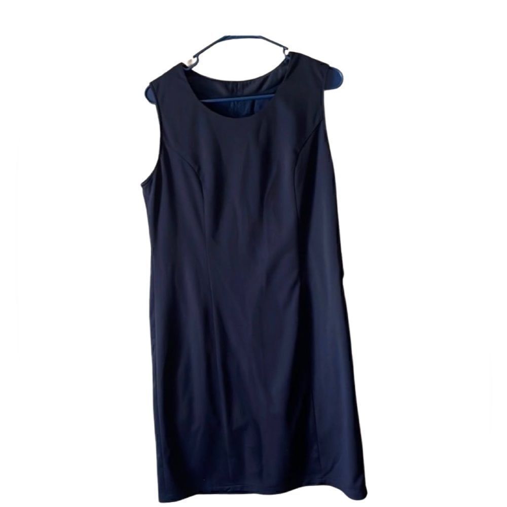 Women's Classic Navy Blue Sleeveless Midi Dress - Size Medium
